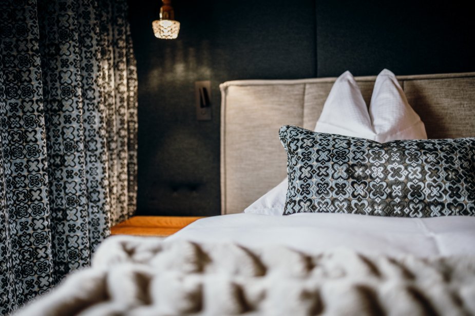 home_interior_hotel_rieser_pertisau-achensee_2022_wellness_baerenkopfsuite_rooftop_suite_c_home_interior_96dpi-115_1.jpg home_interior_hotel_rieser_pertisau-achensee_2022_wellness_baerenkopfsuite_rooftop_suite_c_home_interior_96dpi-115_1.jpg